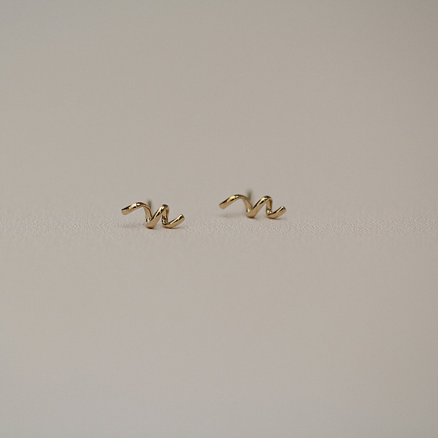 14ct Solid Gold Little Waves Earring Studs
