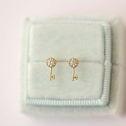 9ct Solid Gold 'Keys to My Heart' Earring Studs in a green gift box